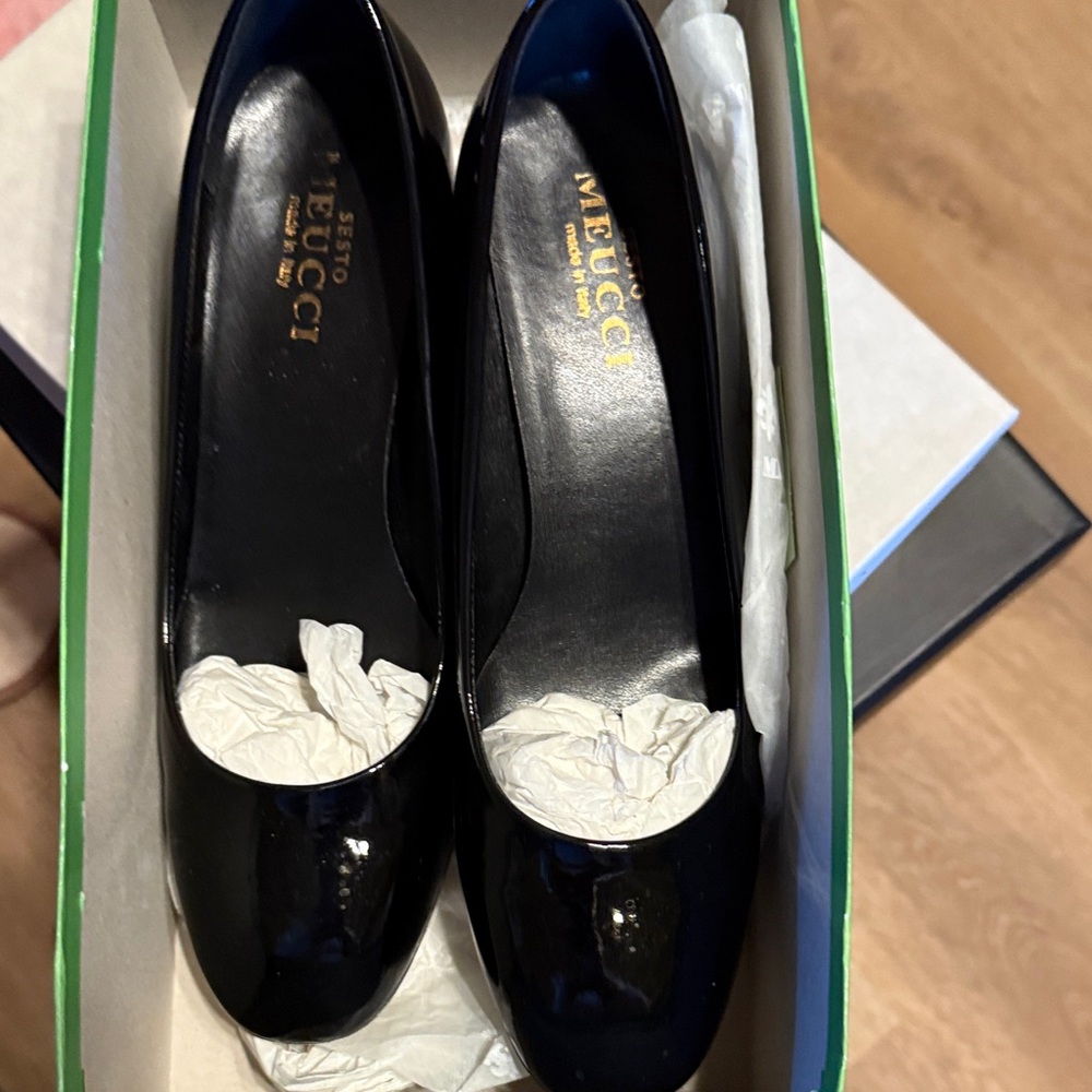 Sesto Meucci Black Patent Heels